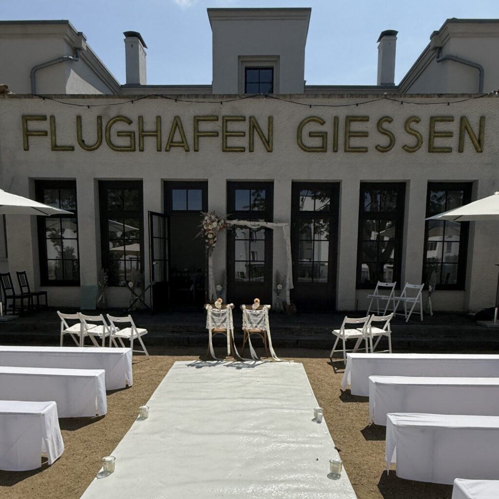 Hochzeit im Alten Flughafen Gießen